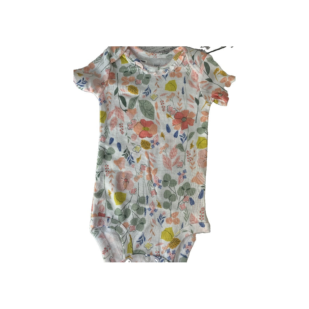Just Born Girls Flowers Onesie Size: 12M Flowers