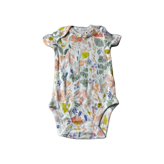Just Born Girls Flowers Onesie Size: 3 months Flowers