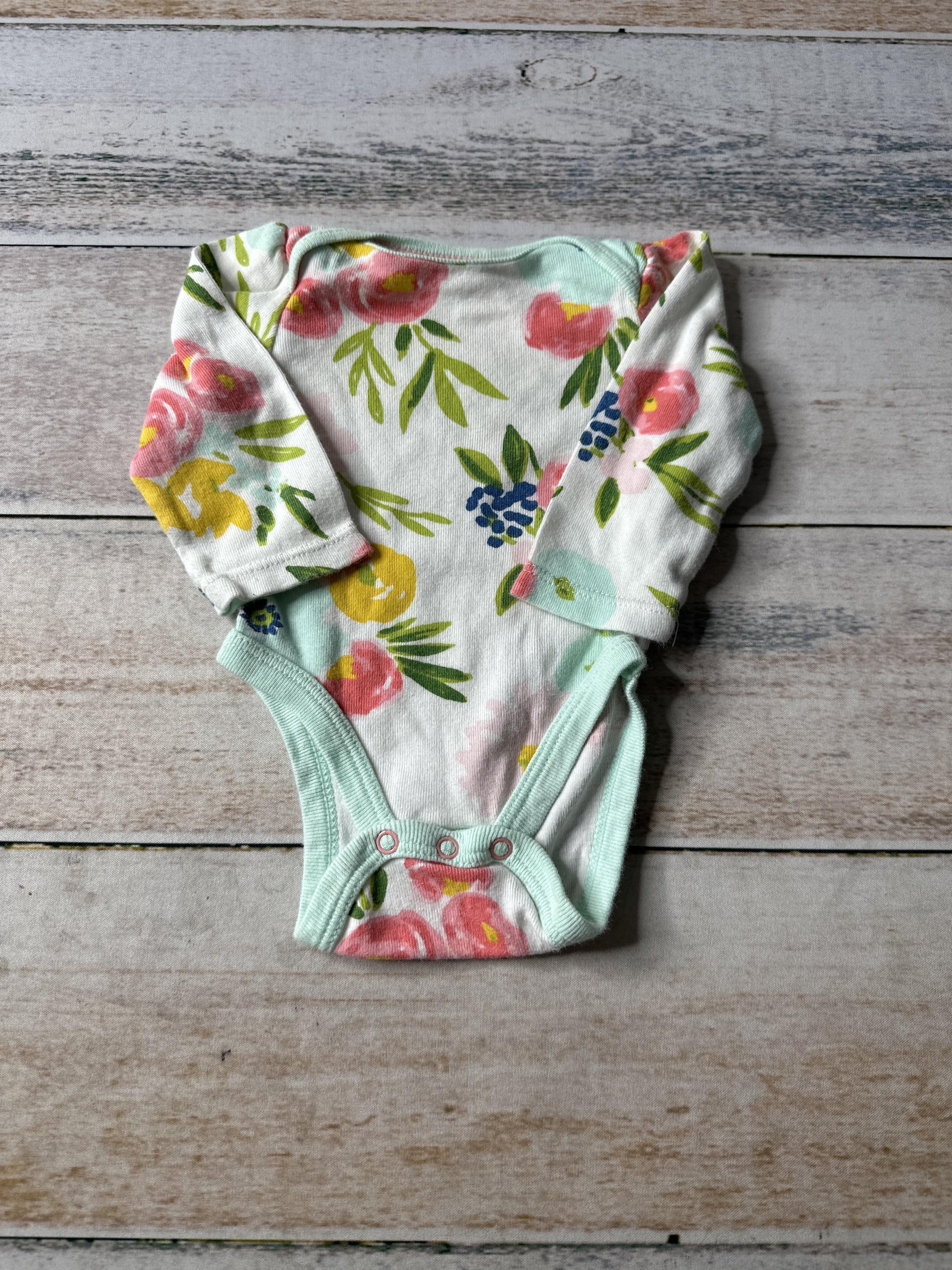 Girls Flowers Onesie Size: Newborn Flowers