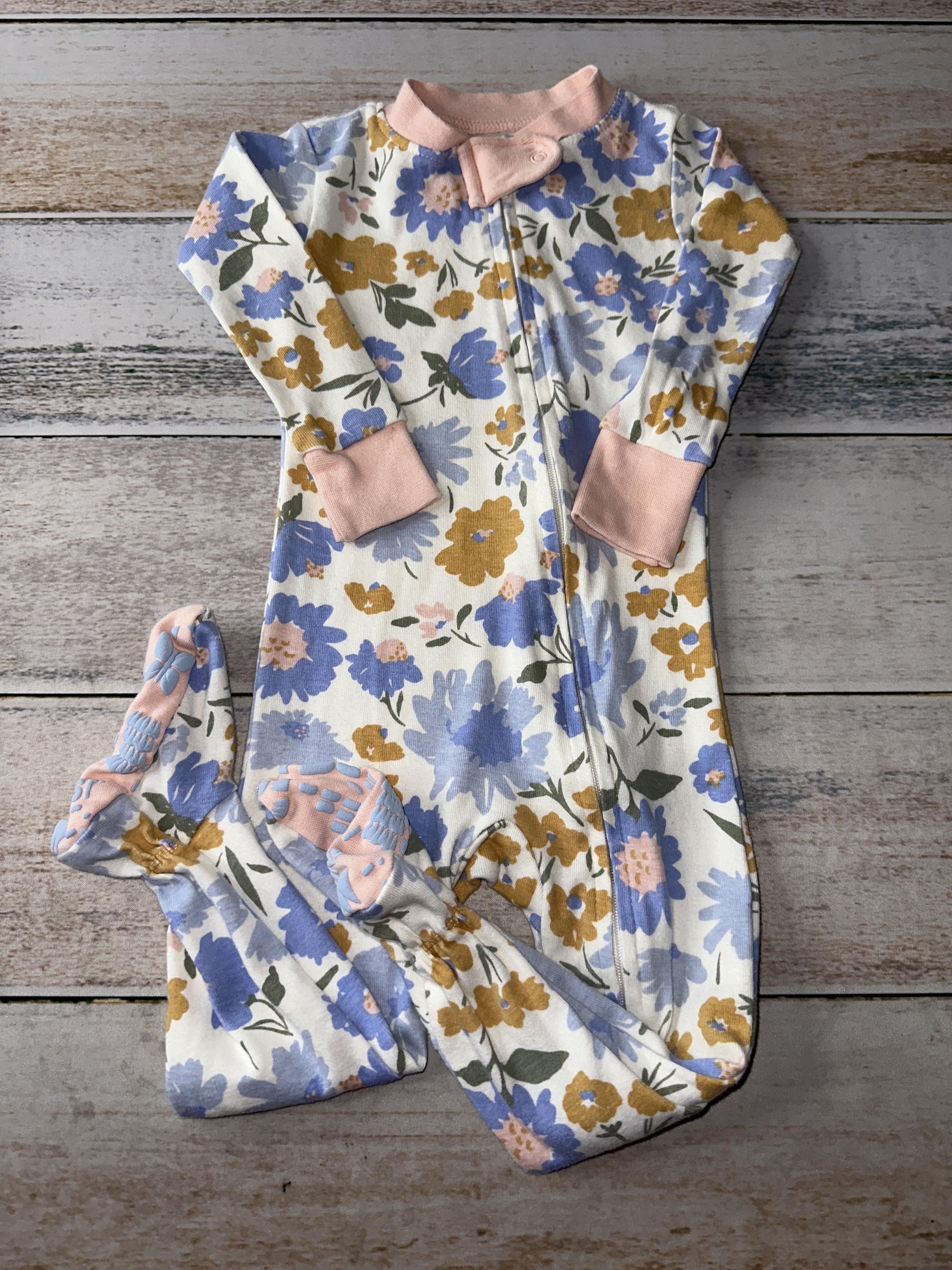 Honest co Girls Flowers Pajamas Size: 12 months Flowers