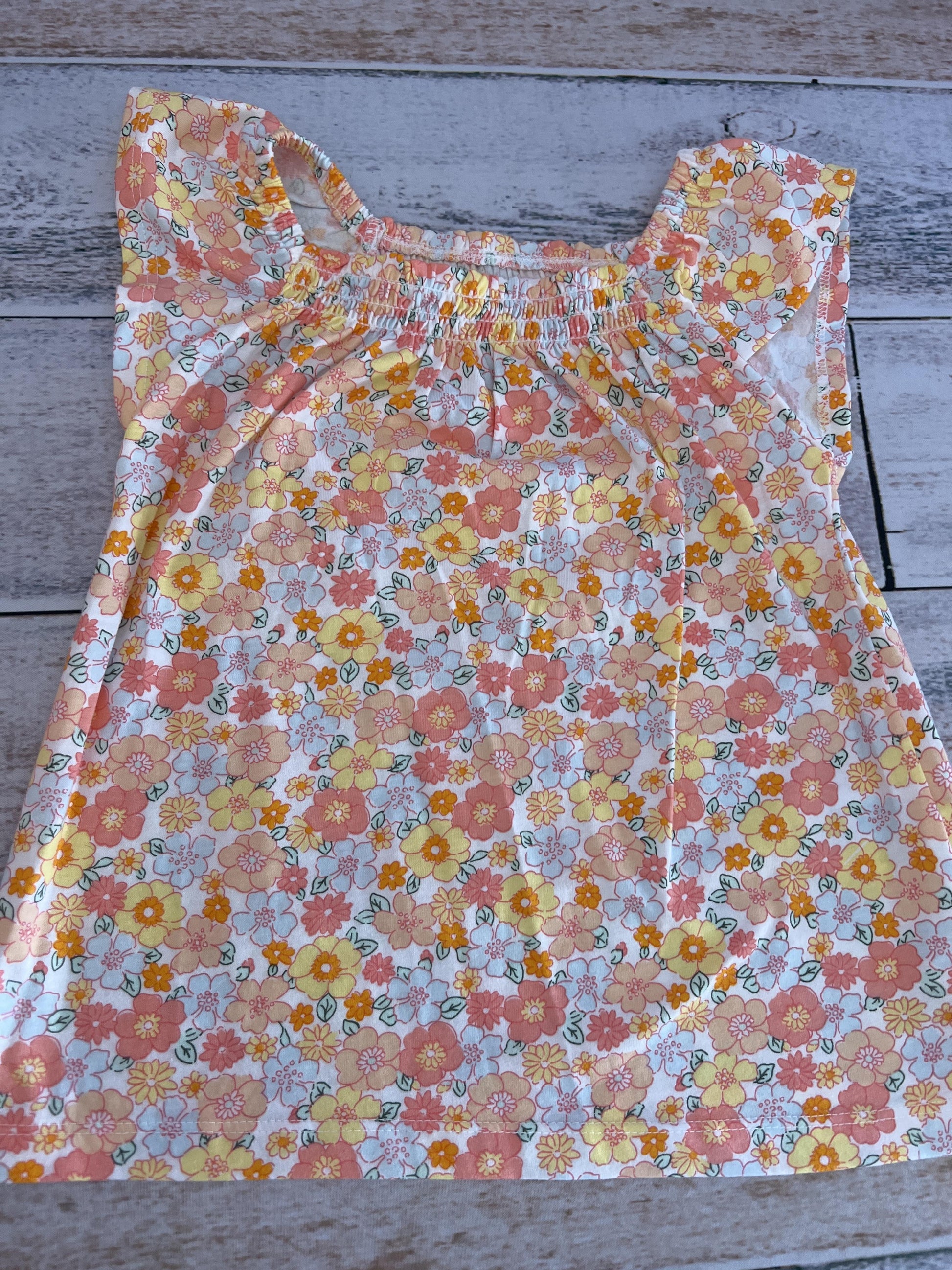 Carters Girls Flowers Shirt Size: 4T Flowers