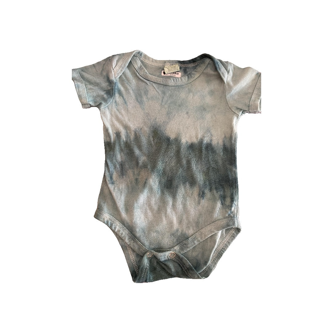 Boys Forest Green | Tie Dye Onesie Size: 0-3 months Forest Green | Tie Dye