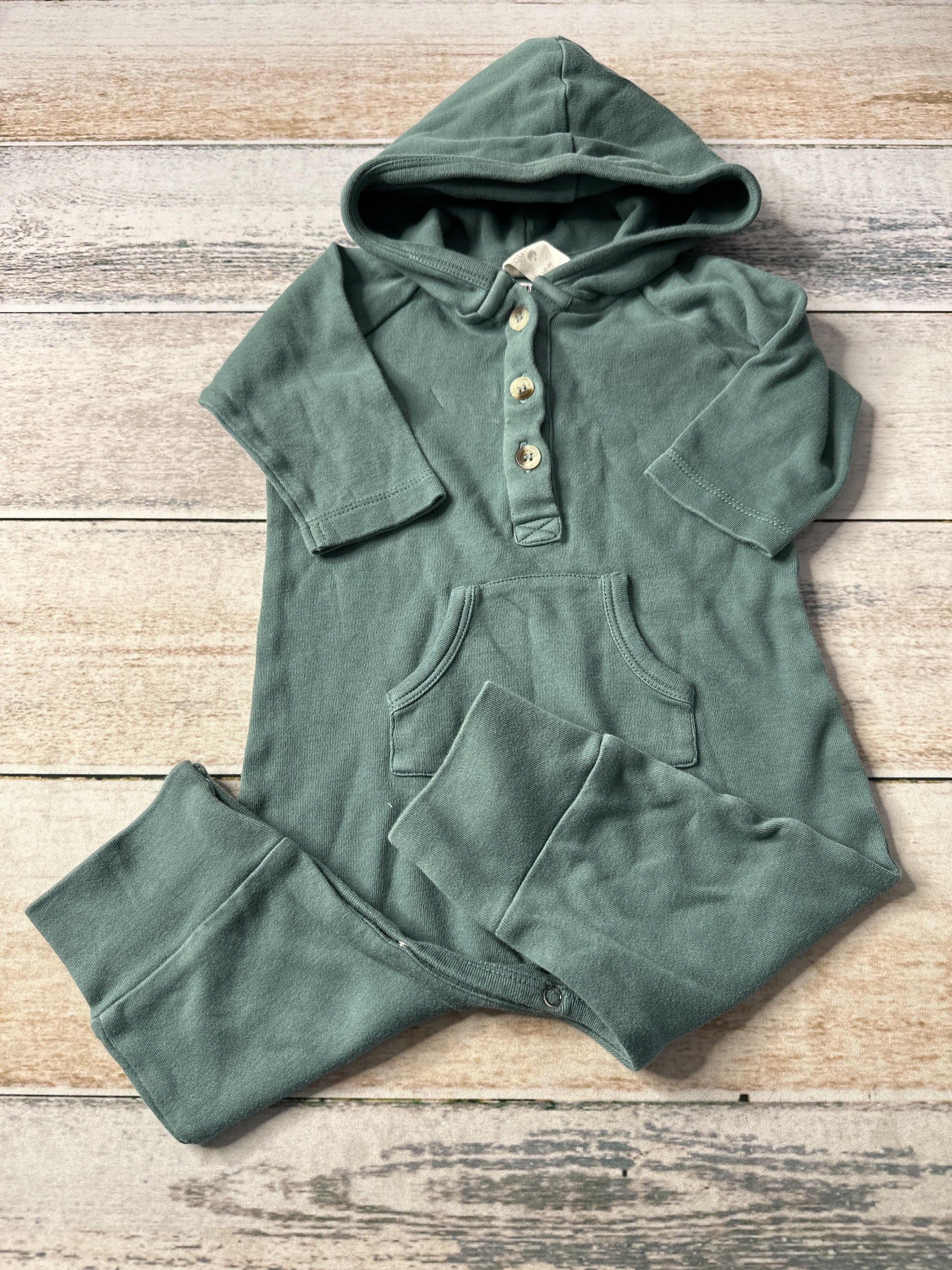 Kate Quinn Boys Forest Green Long Sleeve Outfit Size: 3-6 months Forest Green