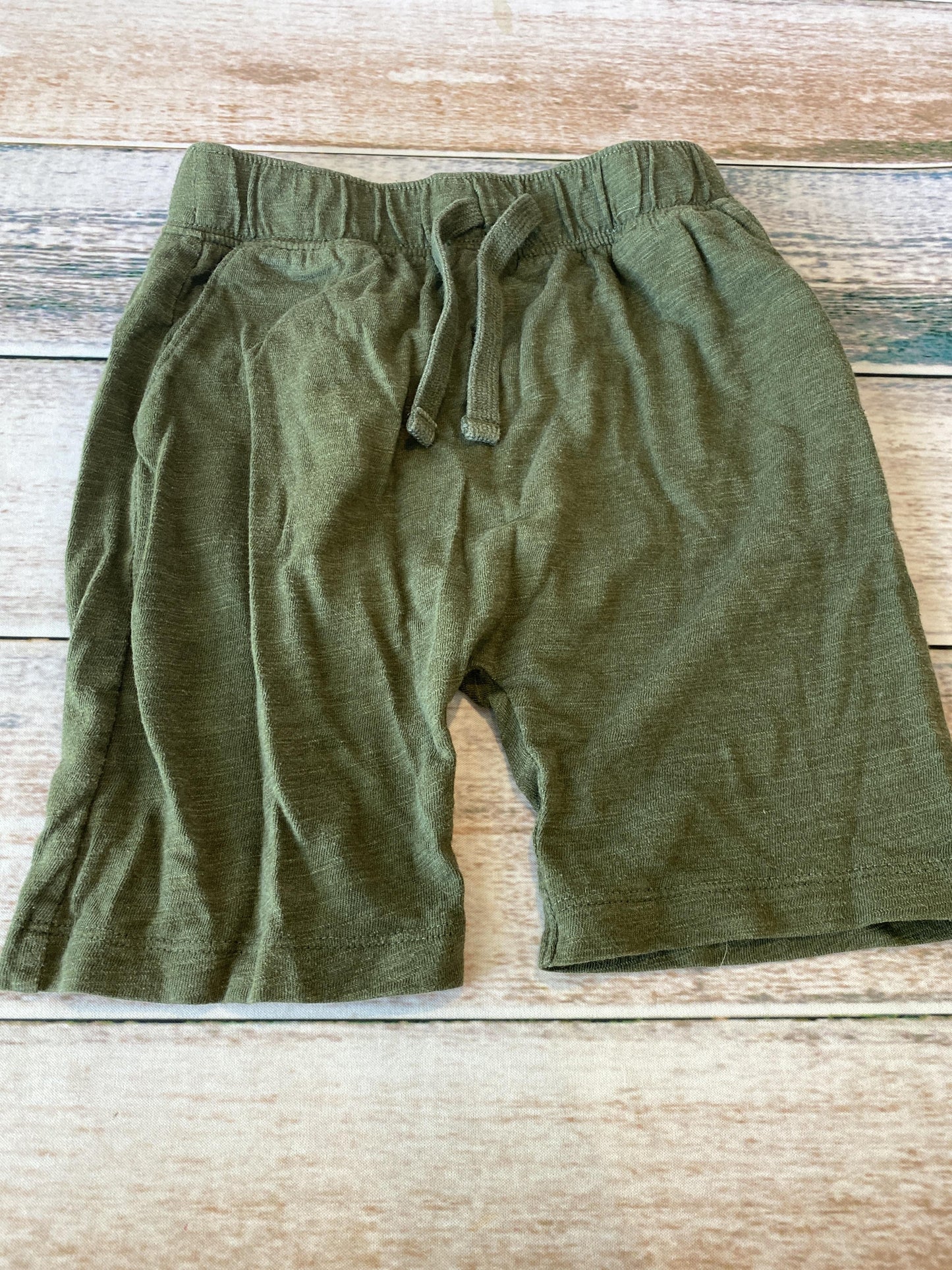 Old Navy Boys Forest Green Shorts Size: 5 Forest Green