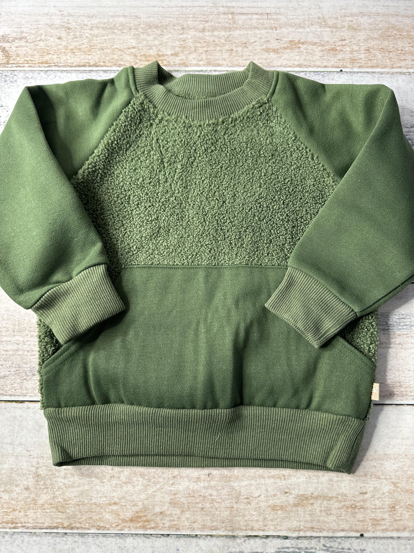 Unisex Forest Green Sweater Size: 2T Forest Green