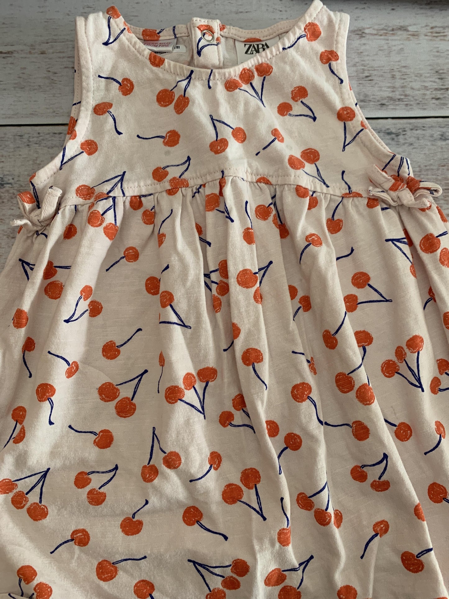 Girls Fruit | pink Dress Size: 12-18 months Fruit | pink