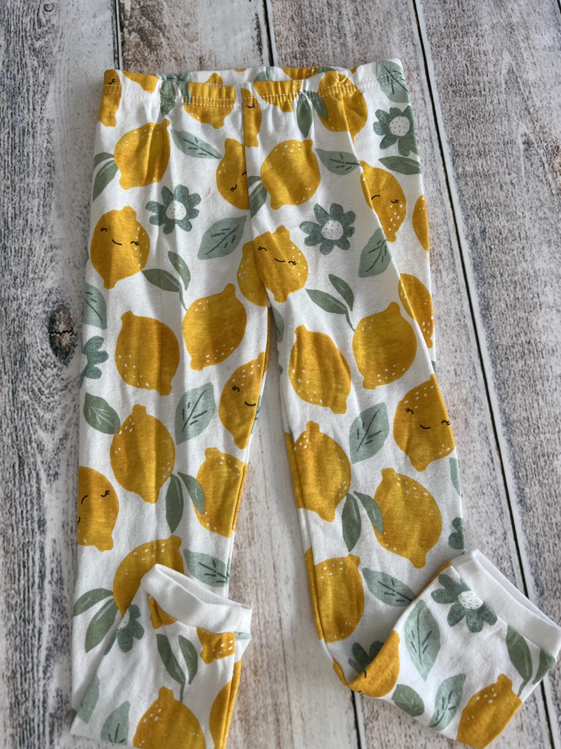 Just Born Girls Fruit Pajamas Size: 4T Fruit