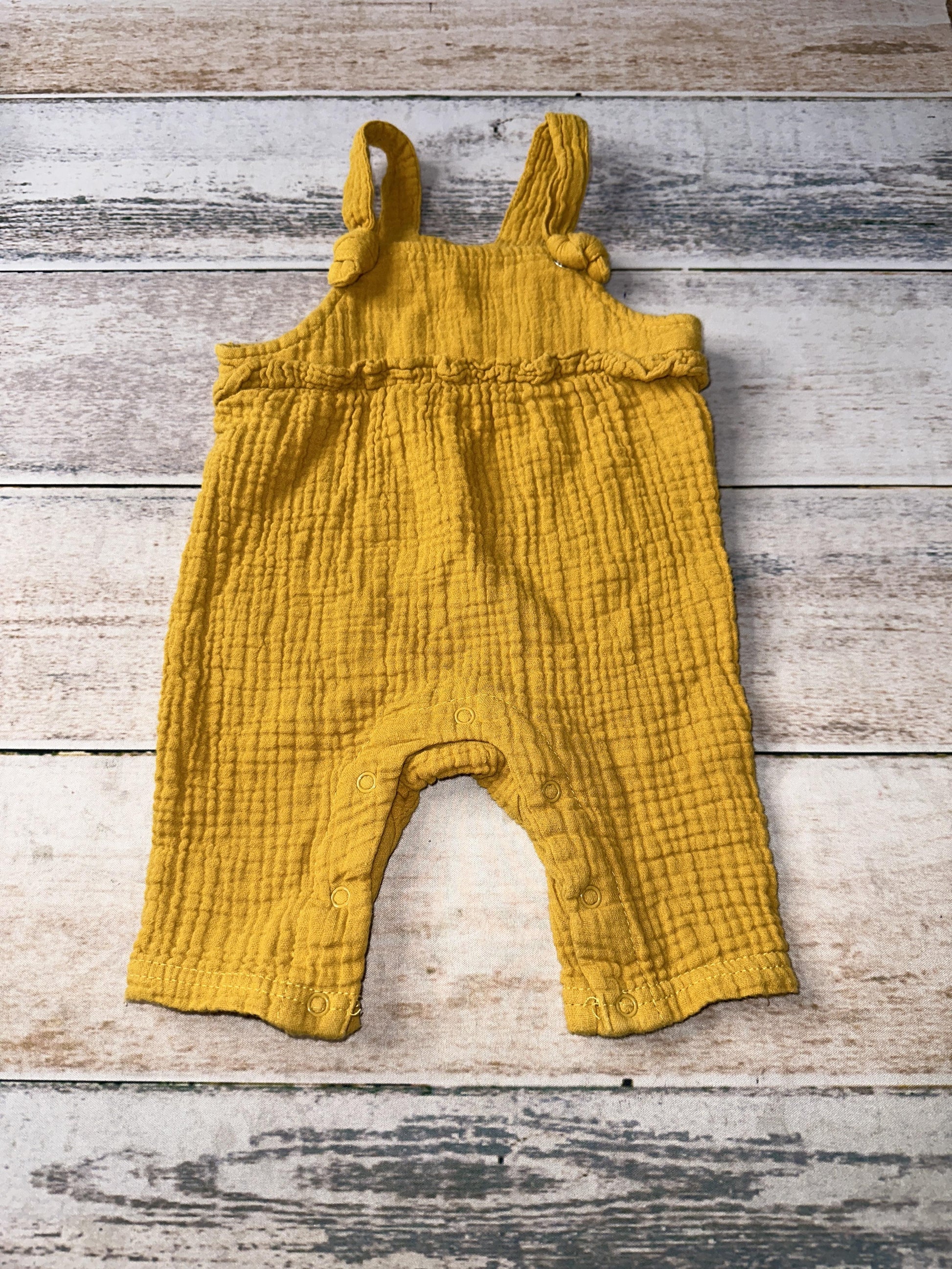 Chick Pea Girls Gold Overalls Size: 0-3 months Gold