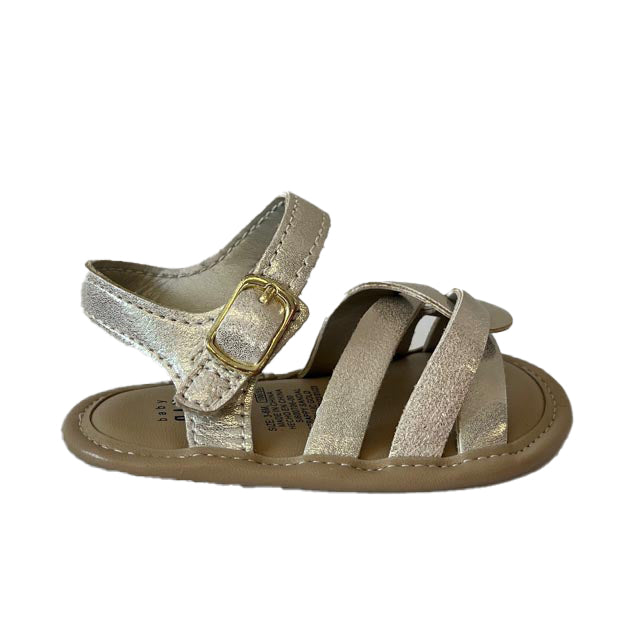 Gap Girls Gold Sandals Size: 3-6 Months Gold