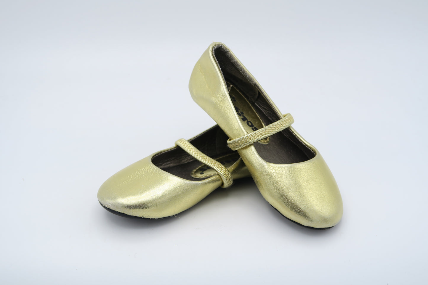 Ositos Girls Gold Shoes Size: 5 Toddler Gold
