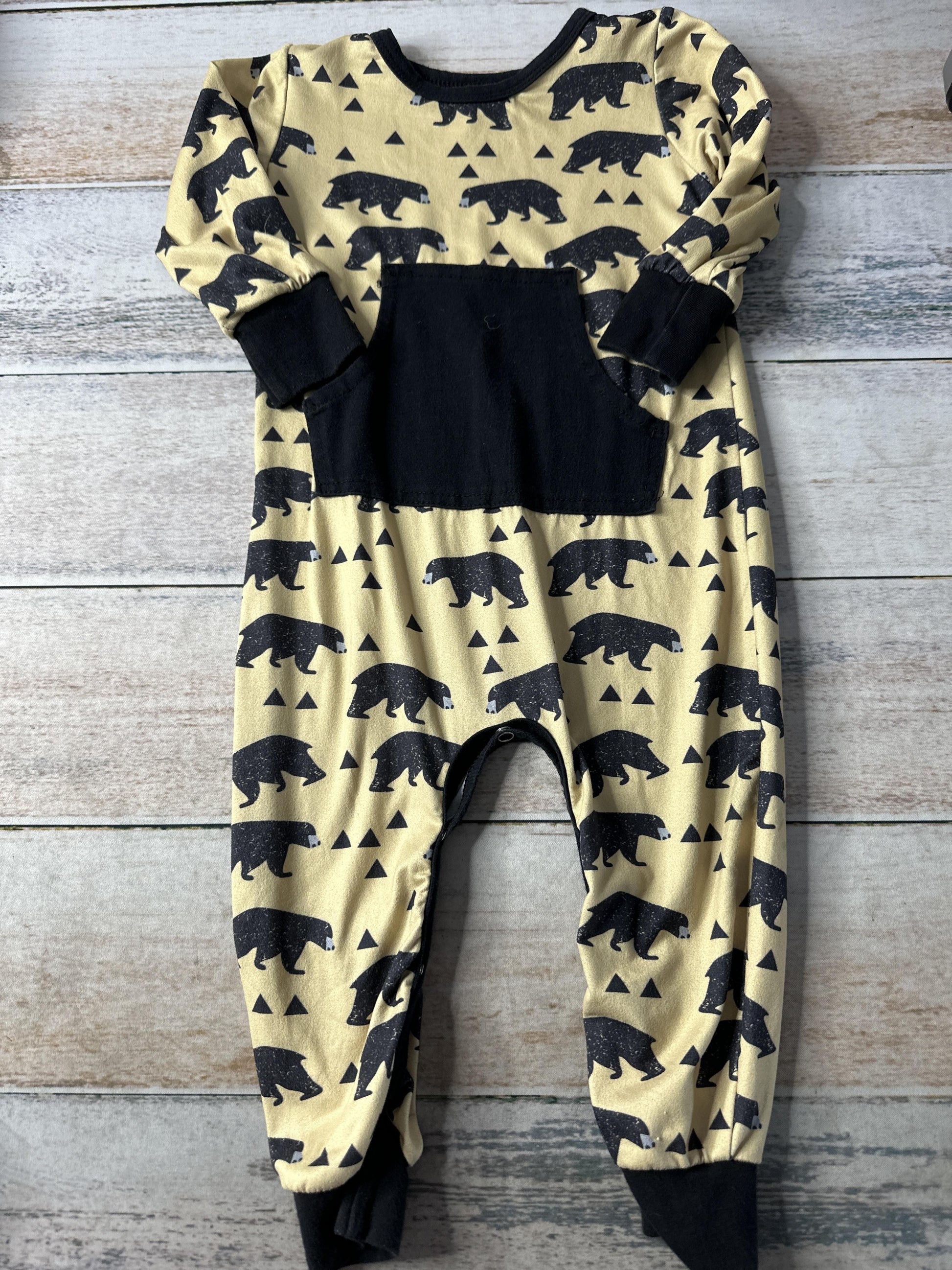 Bailey‚Äôs Blossoms Unisex Gold Long Sleeve Outfit Size: 12-18 months Gold