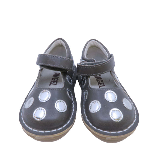 ANGEL Girls Gray | Silver Shoes Size: 5 Toddler Gray | Silver