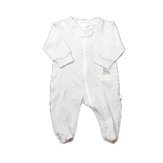 Kissy Kissy Unisex Gray Stripe Giraffe 1-piece footed Pajamas Size: 0-3 Months Gray Stripe Giraffe