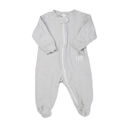 Kissy Kissy Boys Gray | White 1-piece footed Pajamas Size: 6-9 Months Gray | White