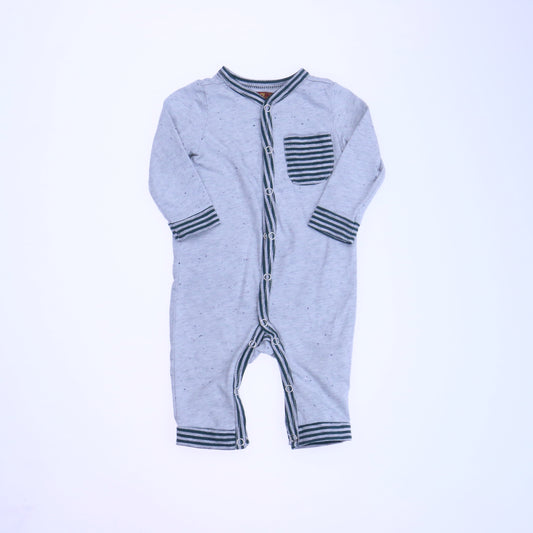 7 for all Mankind Boys Gray Long Sleeve Outfit Size: 3 Months