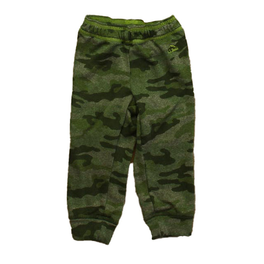 L.L. Bean Boys Green Camo Athletic Pants Size: 2T Green Camo