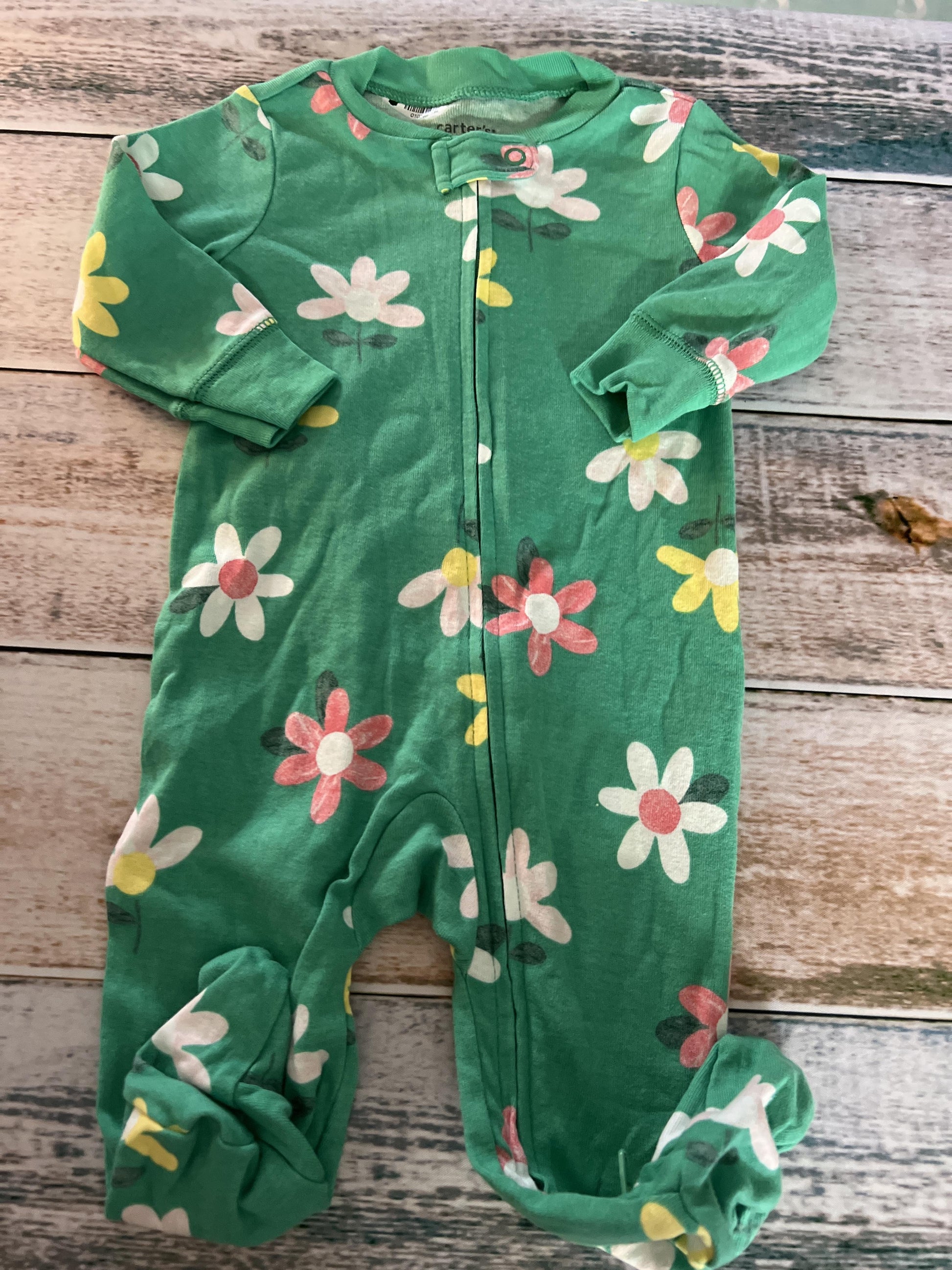 Carters Girls green | Flowers Pajamas Size: 6 months green | Flowers