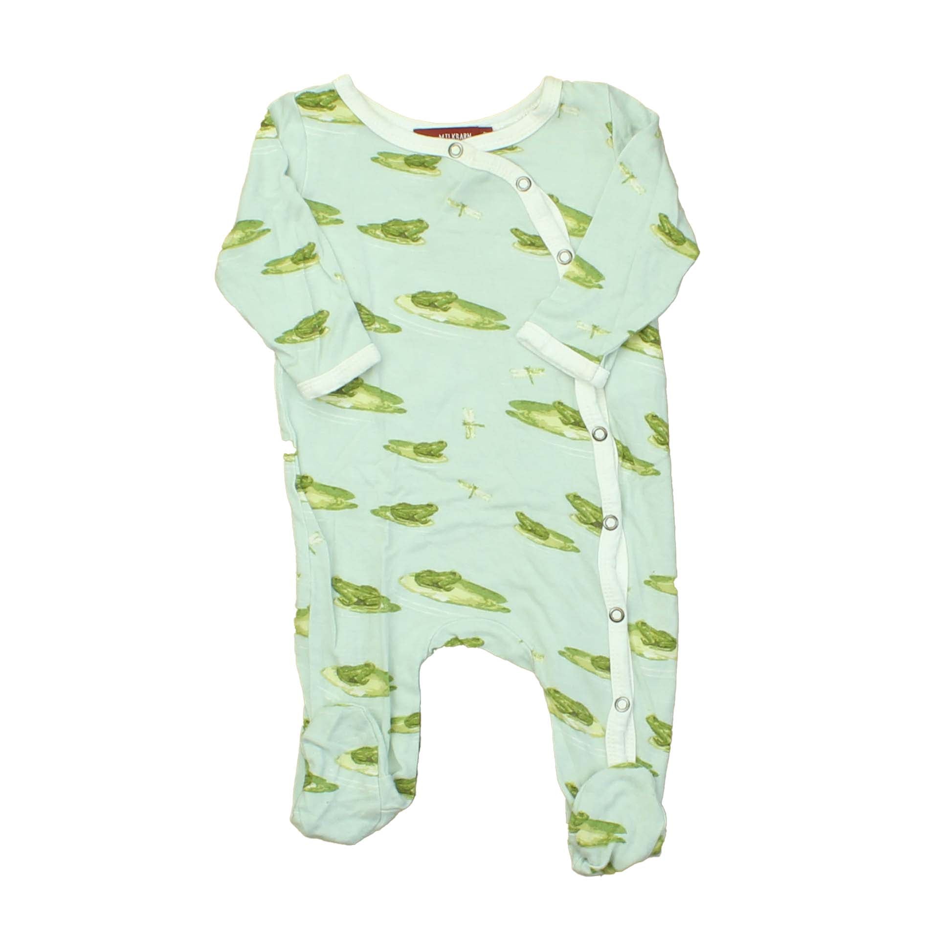 Milkbarn Boys Green | Frogs 1-piece footed Pajamas Size: 0-3 Months Green | Frogs