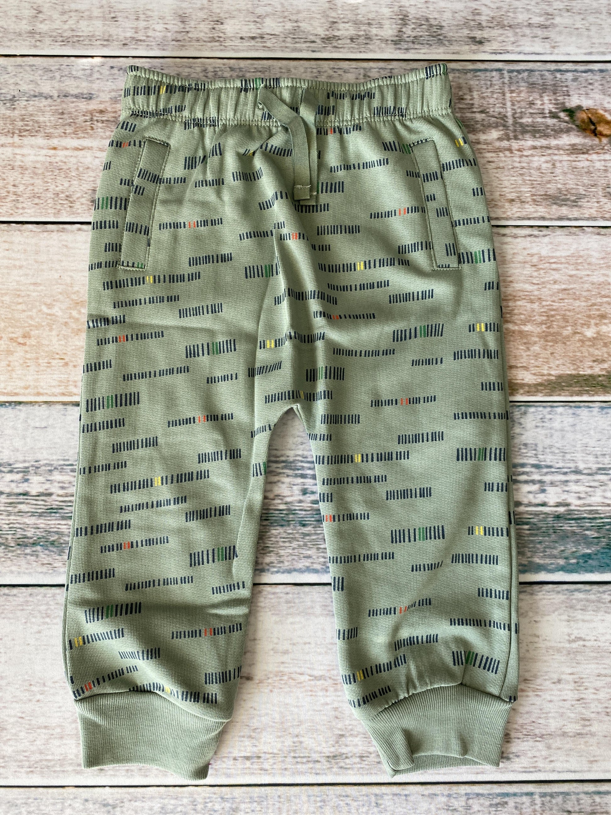 Oliver & Rain Boys green | Geometric Pants Size: 18 months green | Geometric