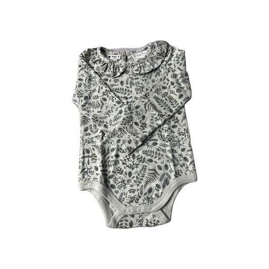 City Mouse Girls green | green leaves Onesie Size: 9-12 Months green | green leaves
