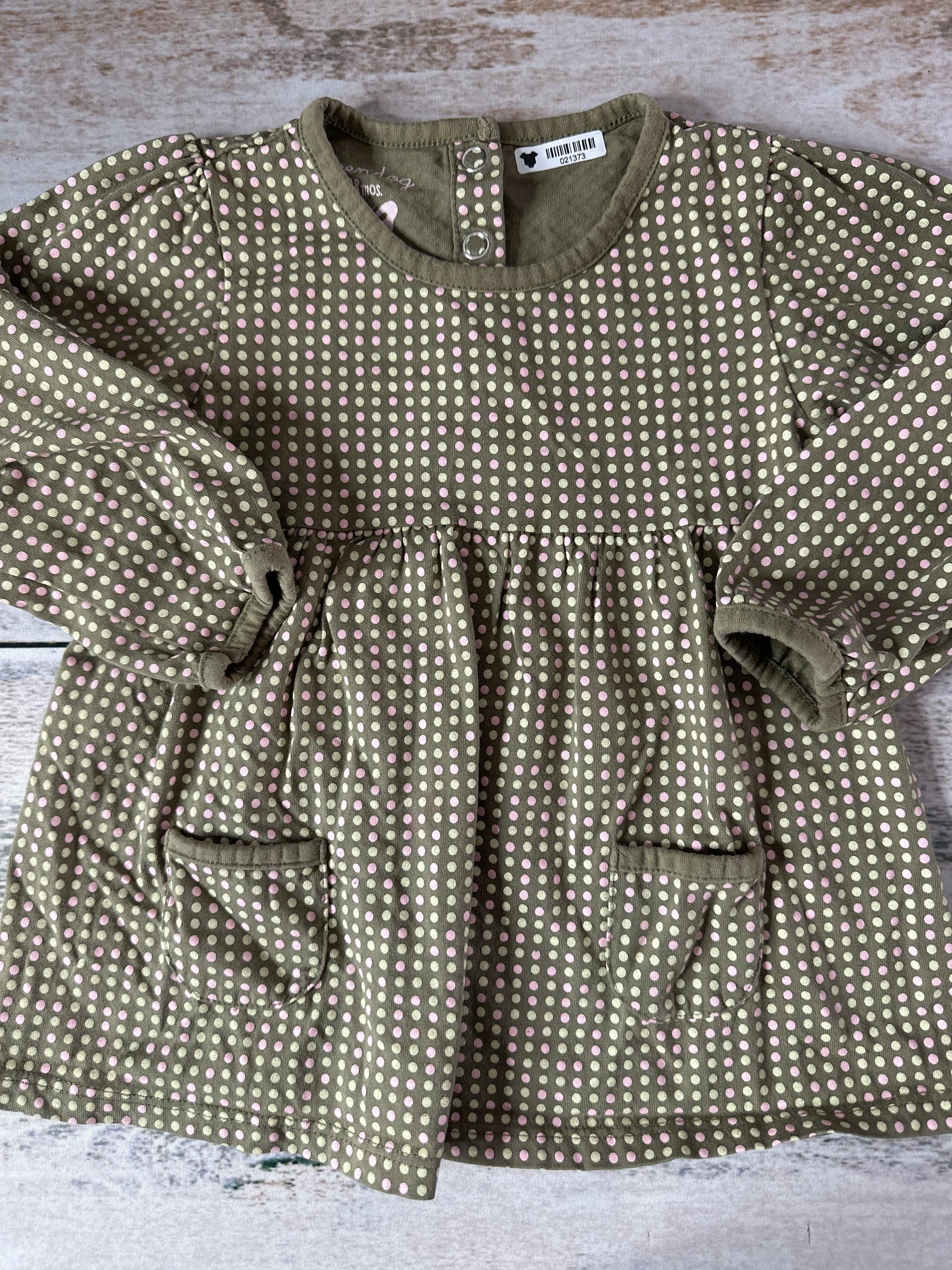 Unisex green | pink Button Down Short Sleeve Size: 18 months green | pink