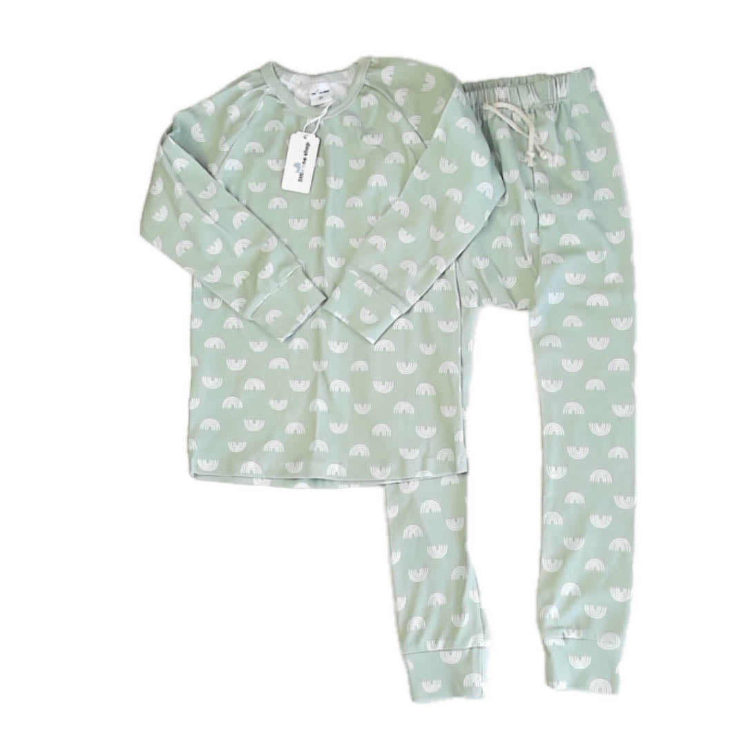 The Little One Shop Unisex Green Rainbows 2-piece Pajamas Size: 5T Green Rainbows