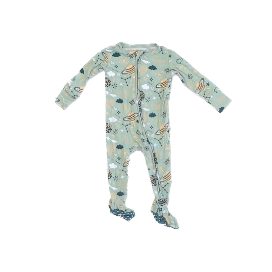 Posh Peanut Boys Green Space 1-piece footed Pajamas Size: 6-9 Months Green Space