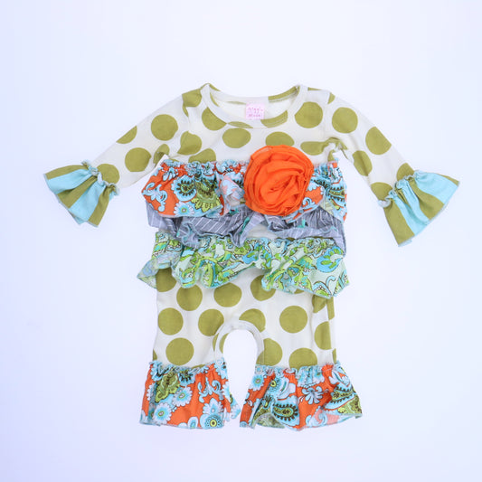 Giggle Girls Green | White Long Sleeve Outfit Size: Newborn Green | White
