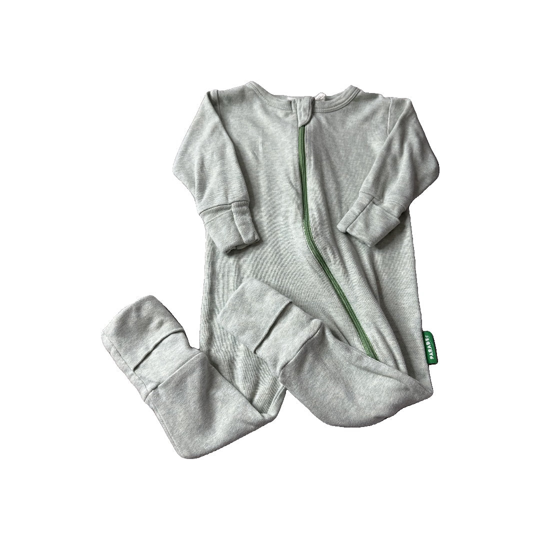 Parade Unisex green Long Sleeve Outfit Size: 6-12 months green