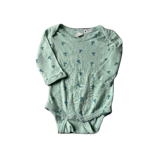 Kate Quinn Girls green Shirt Size: 6-12 months green