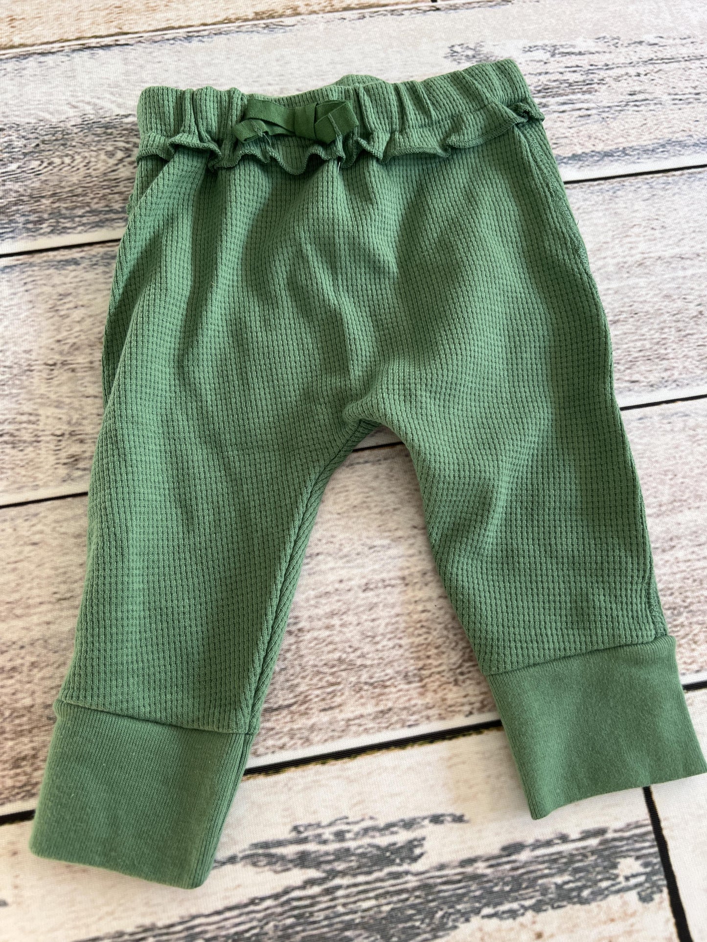 Oliver & Rain Unisex green Pants Size: 6 months green