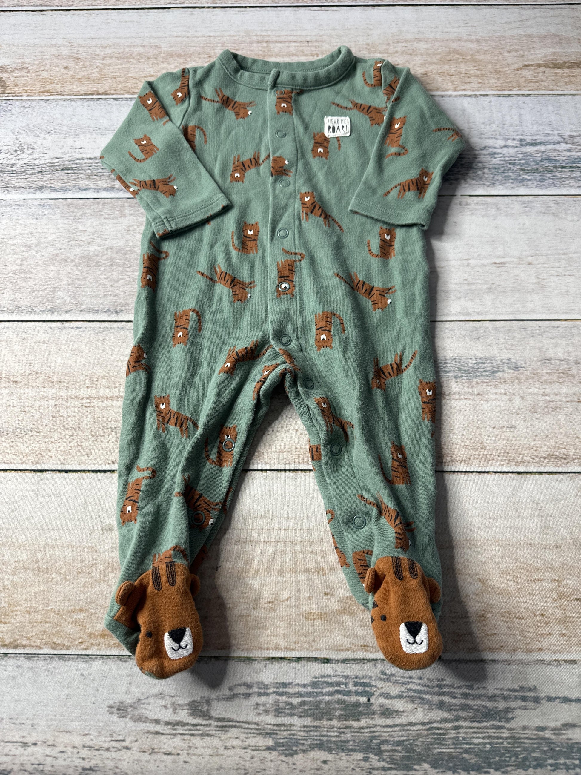 Carters Boys green Pajamas Size: 3-6 months green