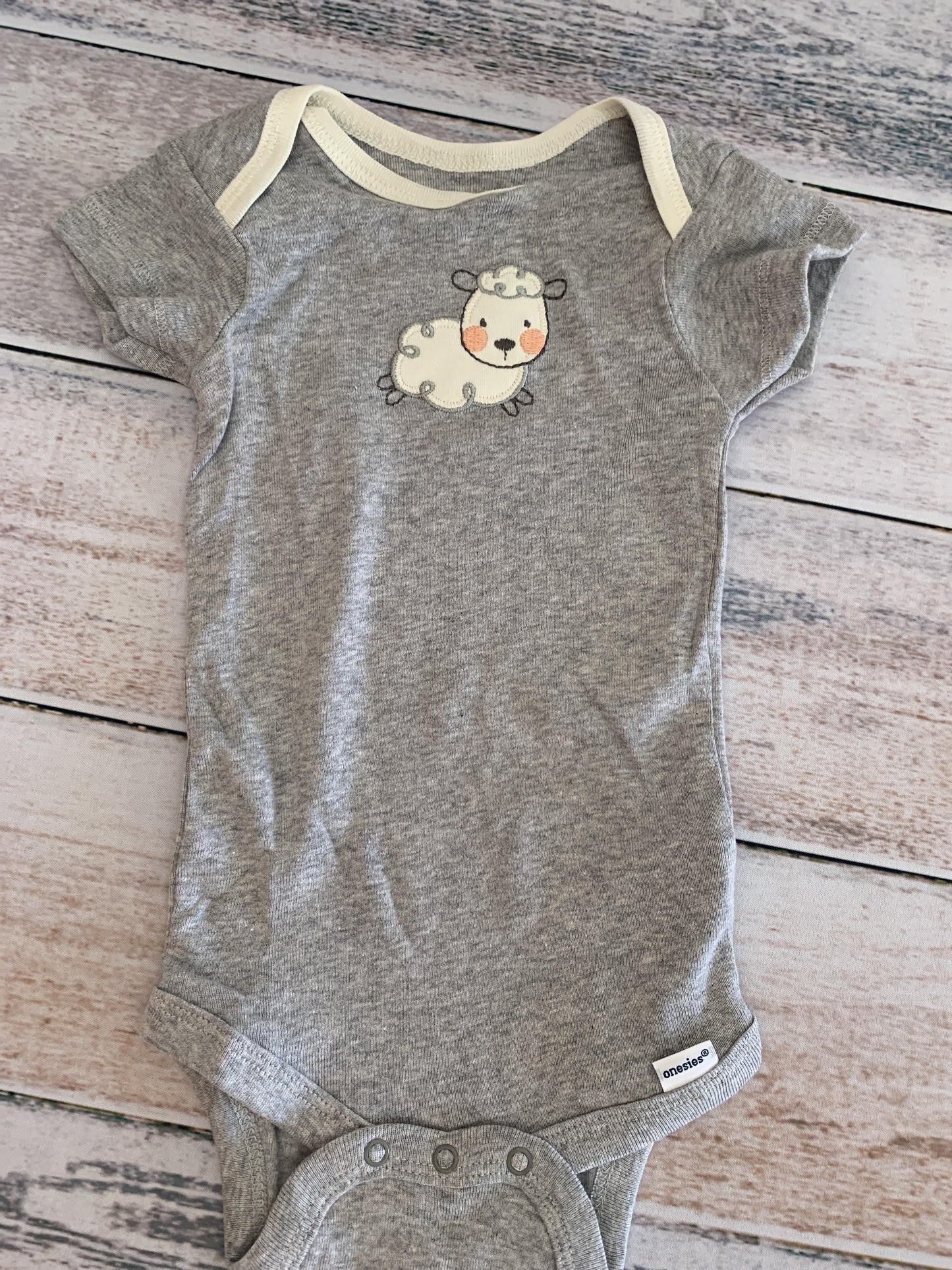 Gerber organic Unisex Grey | animals Onesie Size: 3-6 months Grey | animals