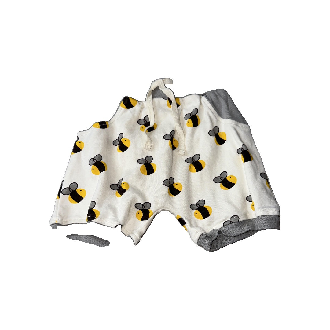 Cat & Dogma Unisex Grey | Bees | Yellow Shorts Size: 18-24 months Grey | Bees | Yellow