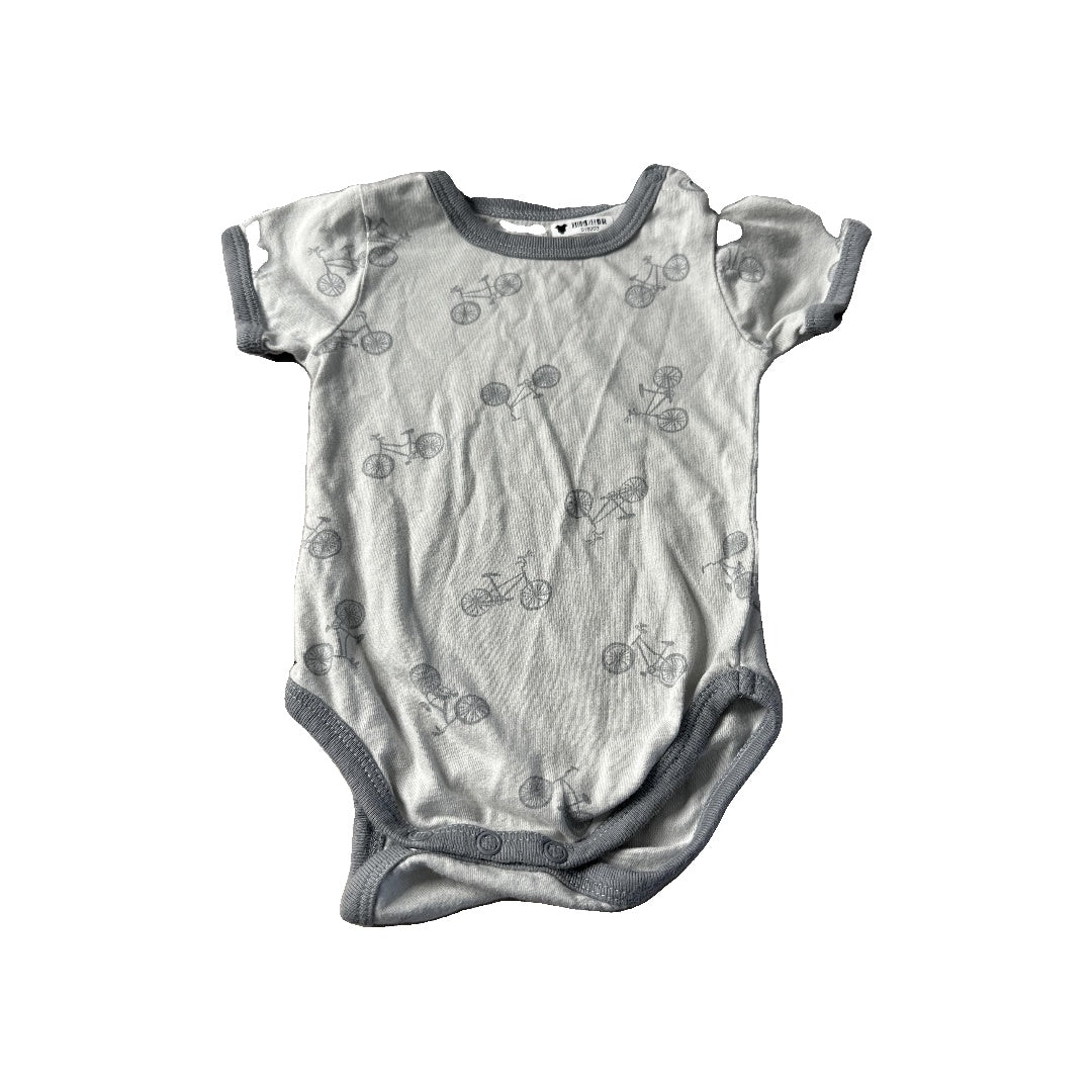 City Mouse Boys Grey | Bicycles Onesie Size: 6-9 months Grey | Bicycles
