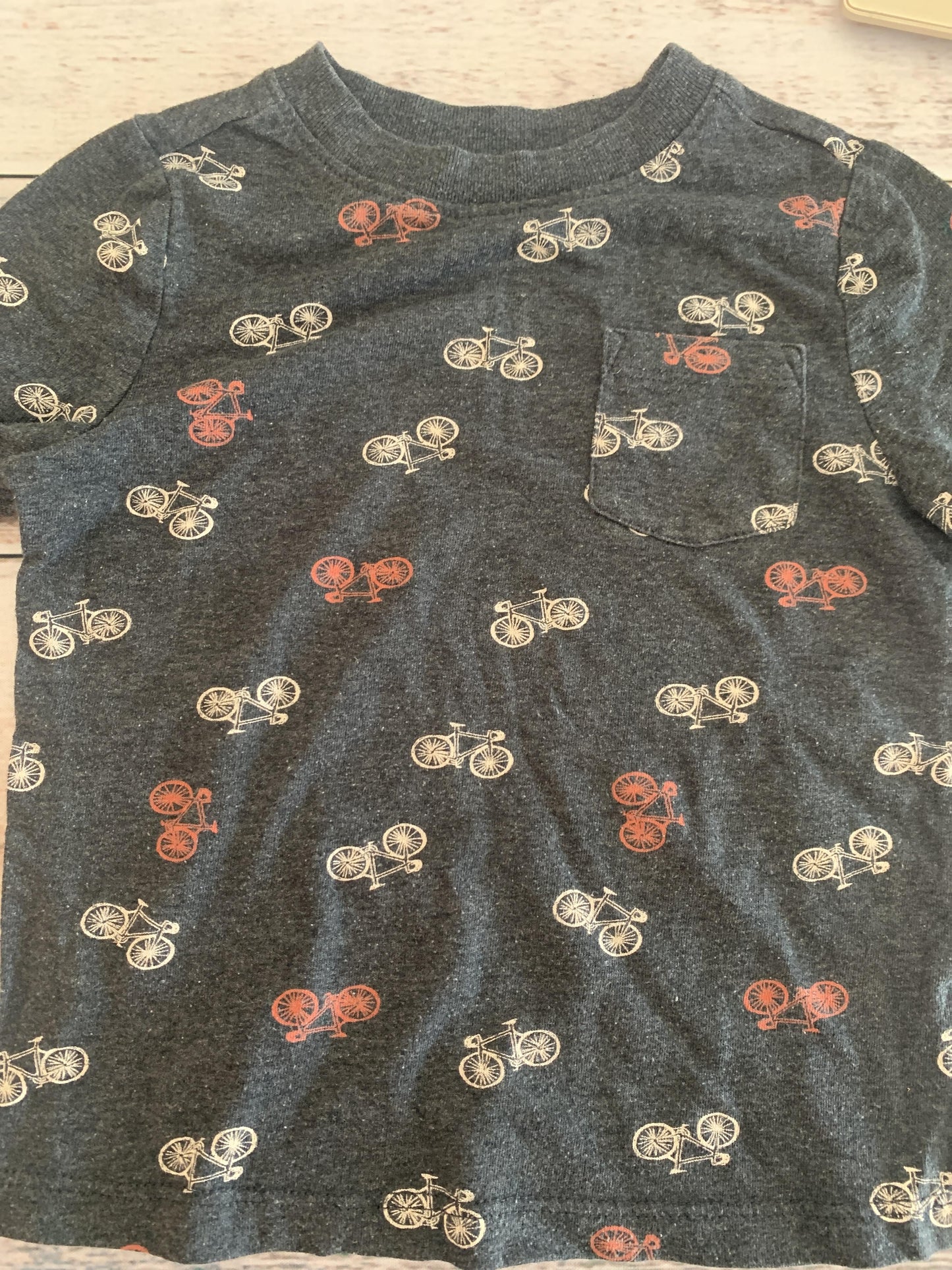Old Navy Boys Grey | Bicycles T-Shirt Size: 2 years Grey | Bicycles