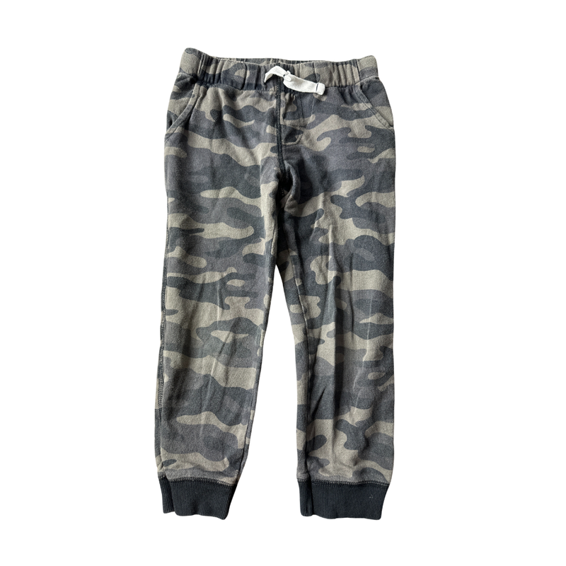 Carters Boys Grey | Black | Camo Casual Pants Size: 5T Grey | Black | Camo