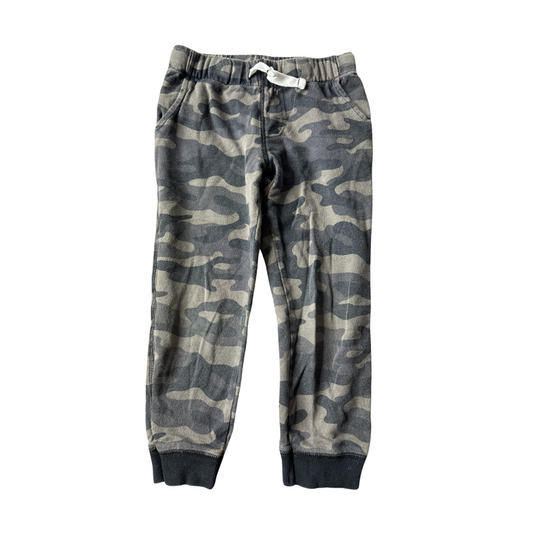 Carters Boys Grey | Black | Camo Casual Pants Size: 5T Grey | Black | Camo