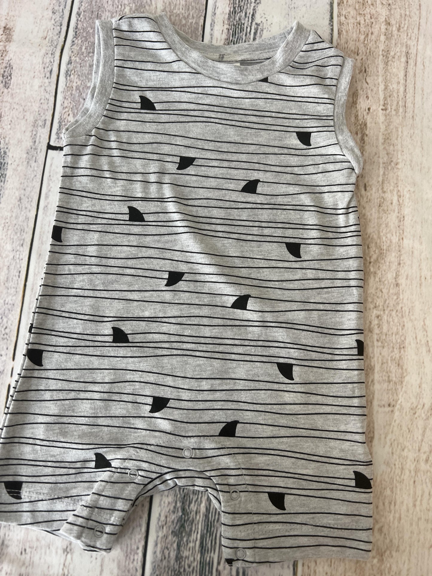 PL Baby Boys Grey | Black | Pattern Romper Size: 12 months Grey | Black | Pattern