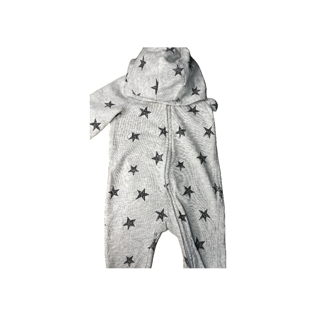 H&M Boys Grey | Black | Stars Long Sleeve Outfit Size: 6-9 months Grey | Black | Stars
