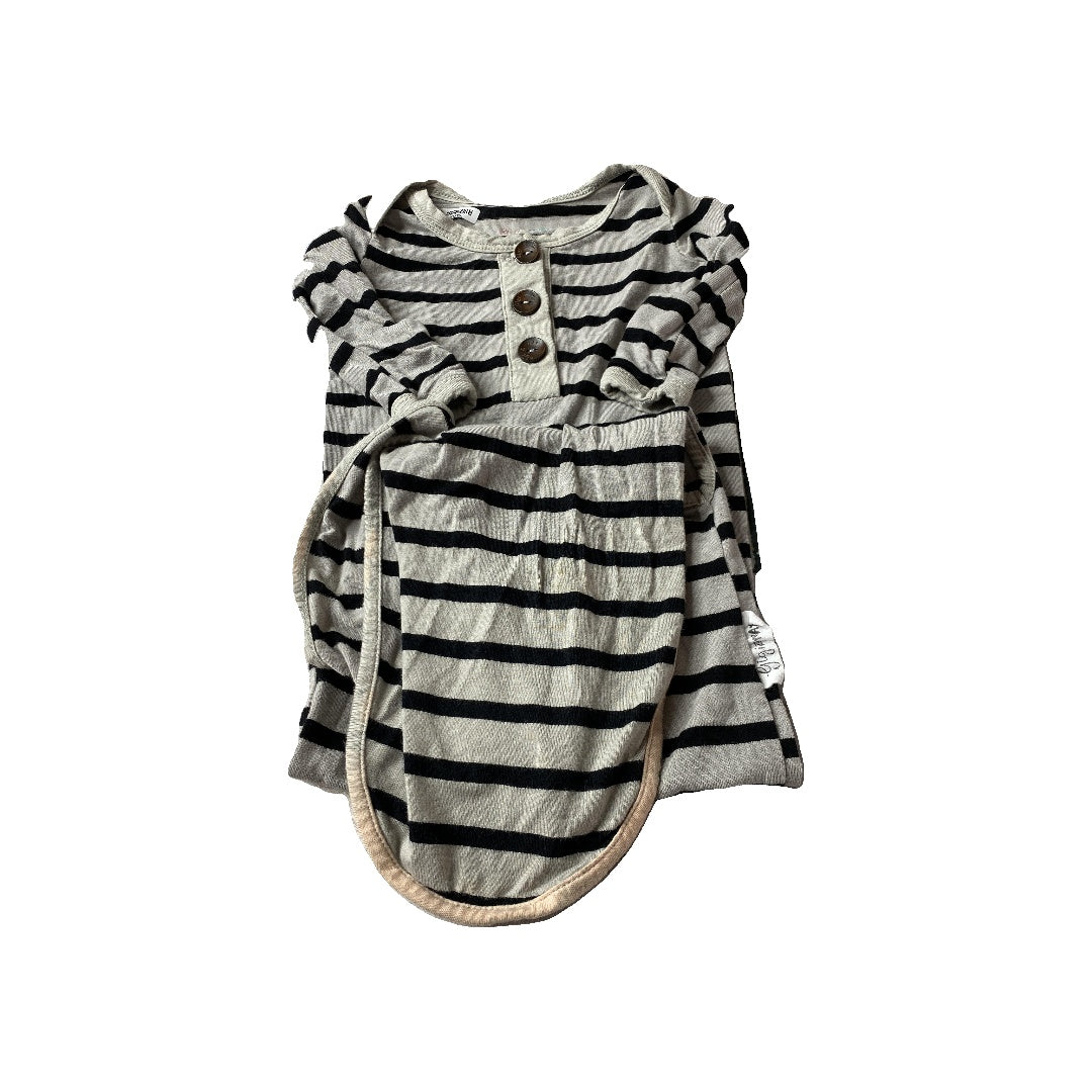 Gigi Max Unisex Grey | Black | Striped Sleepsack Size: Newborn Grey | Black | Striped