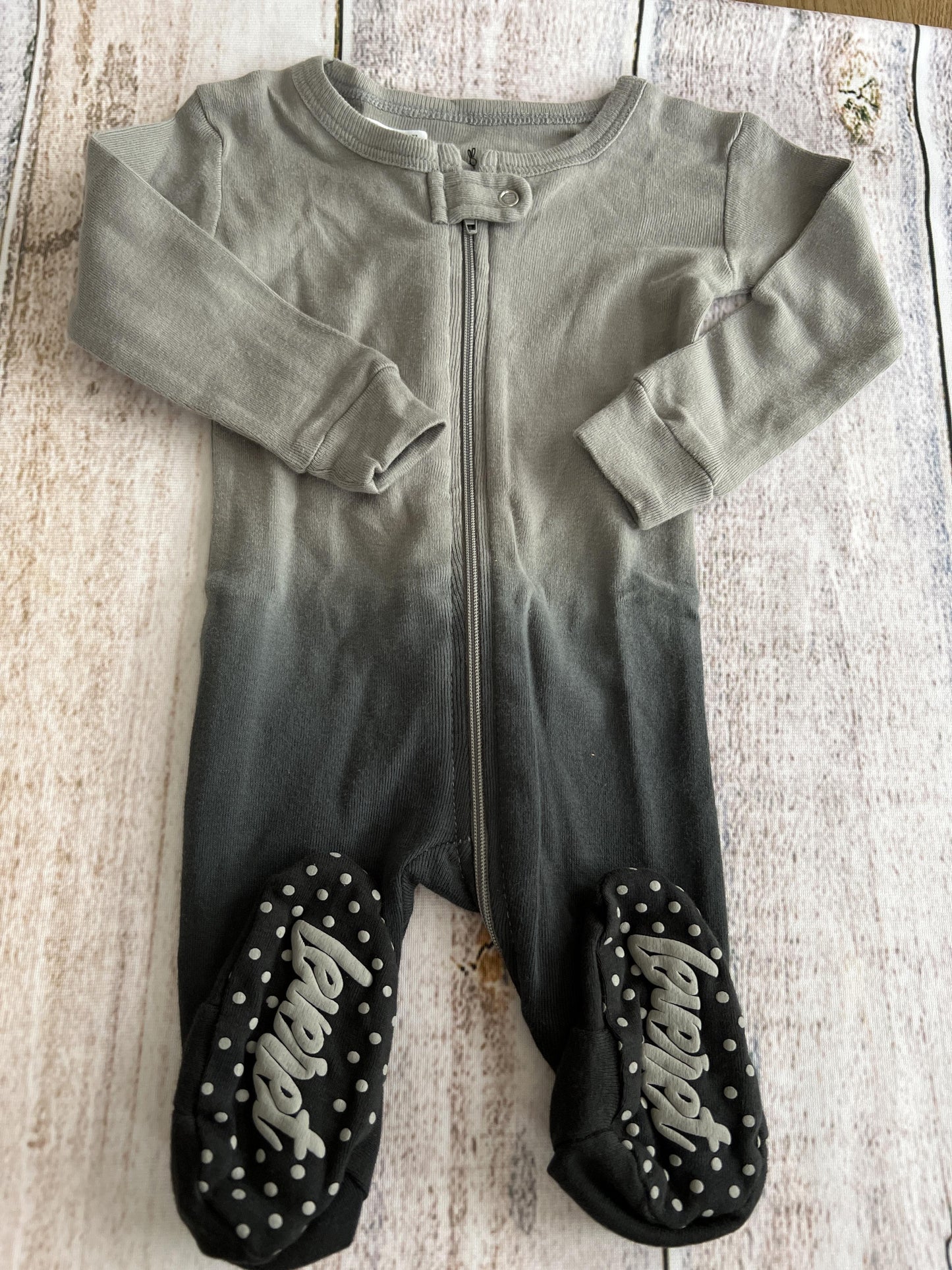 Leveret Unisex Grey | Black | Tie Dye Pajamas Size: 0-3 months Grey | Black | Tie Dye