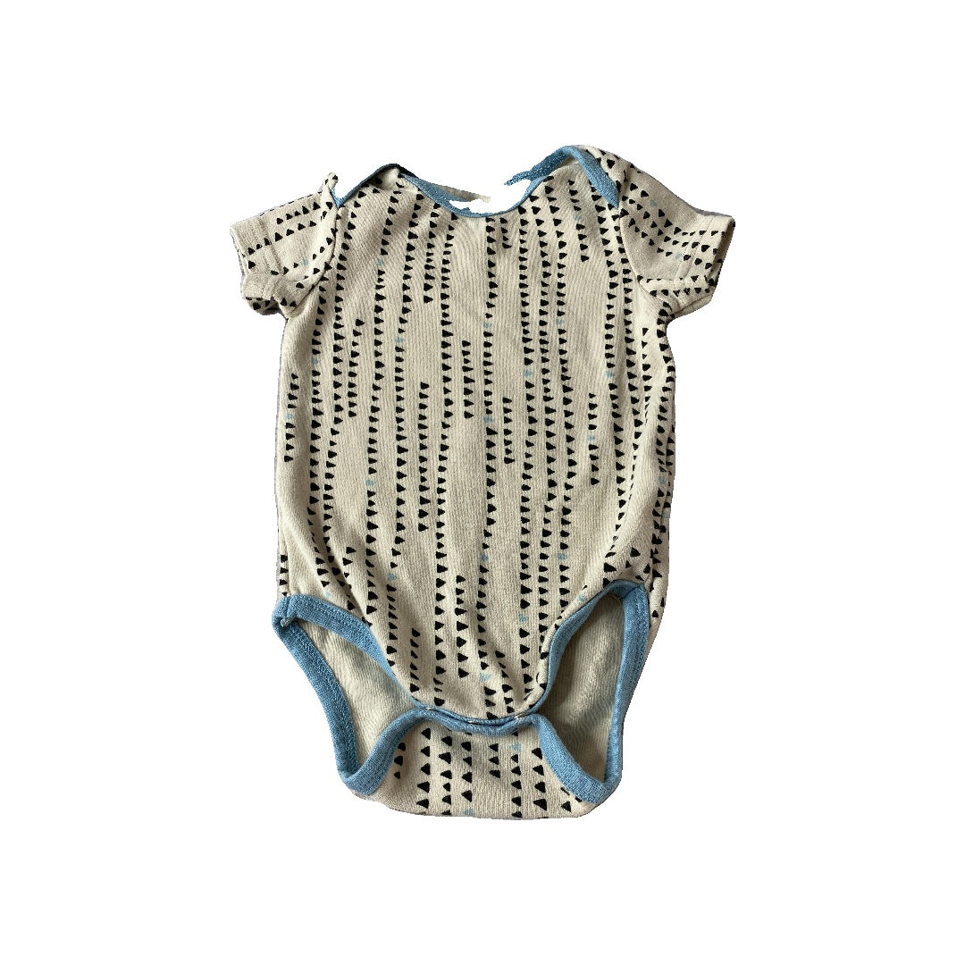 asher and olivia Boys Grey | Black | White | Light Blue Onesie Size: 6 months Grey | Black | White | Light Blue