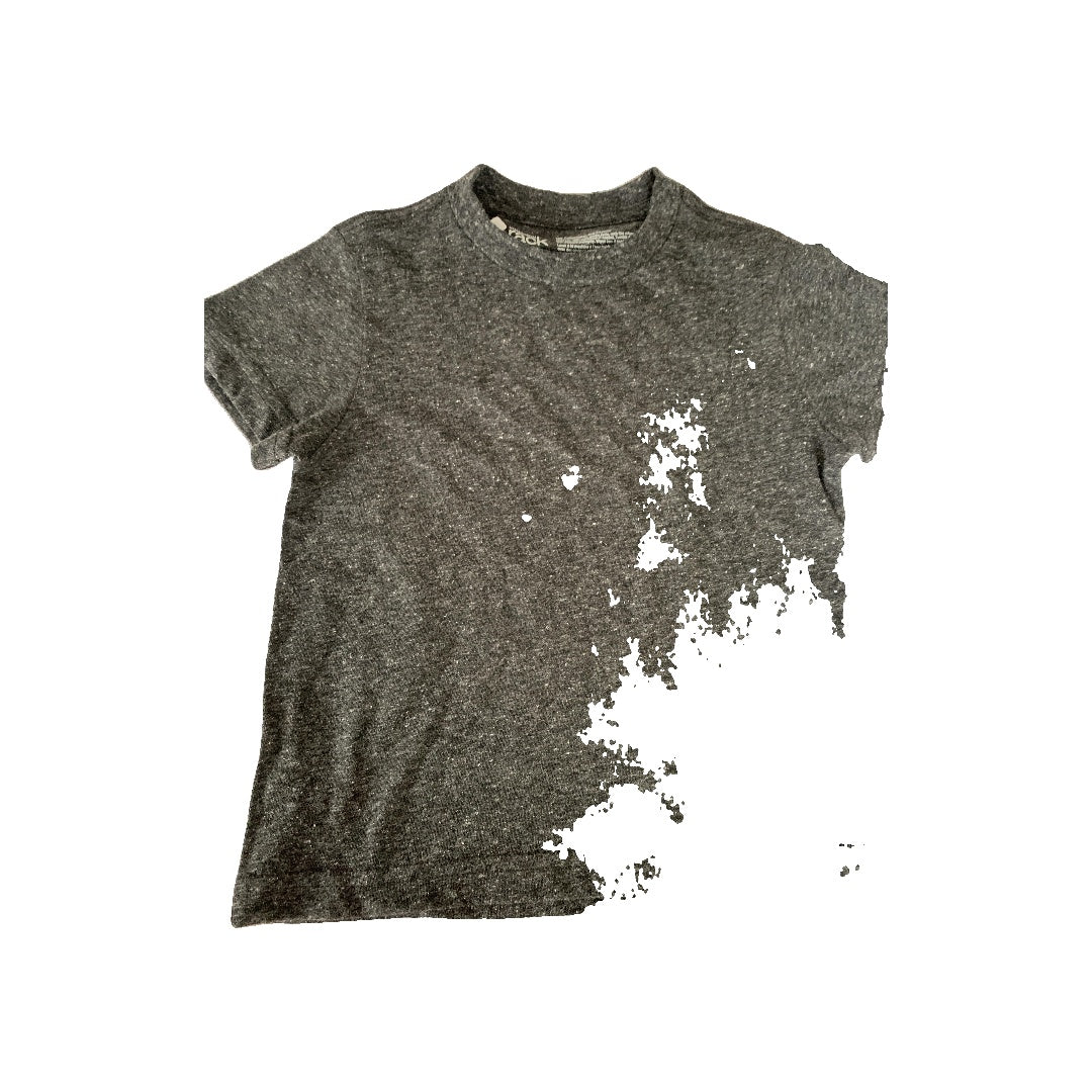 Nordstrom Boys Grey | Black T-Shirt Size: 2T Grey | Black