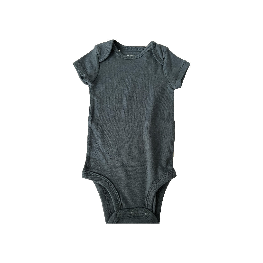 Carters Boys Grey | Black Onesie Size: 6 months Grey | Black