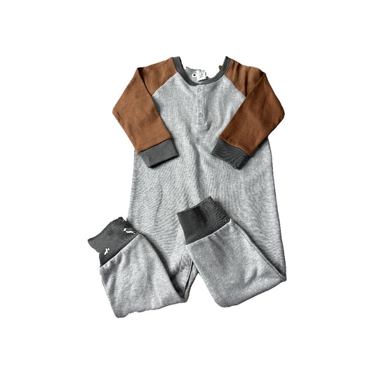 Colored Organics Boys Grey | Brown Long Sleeve Outfit Size: 12-18 months Grey | Brown