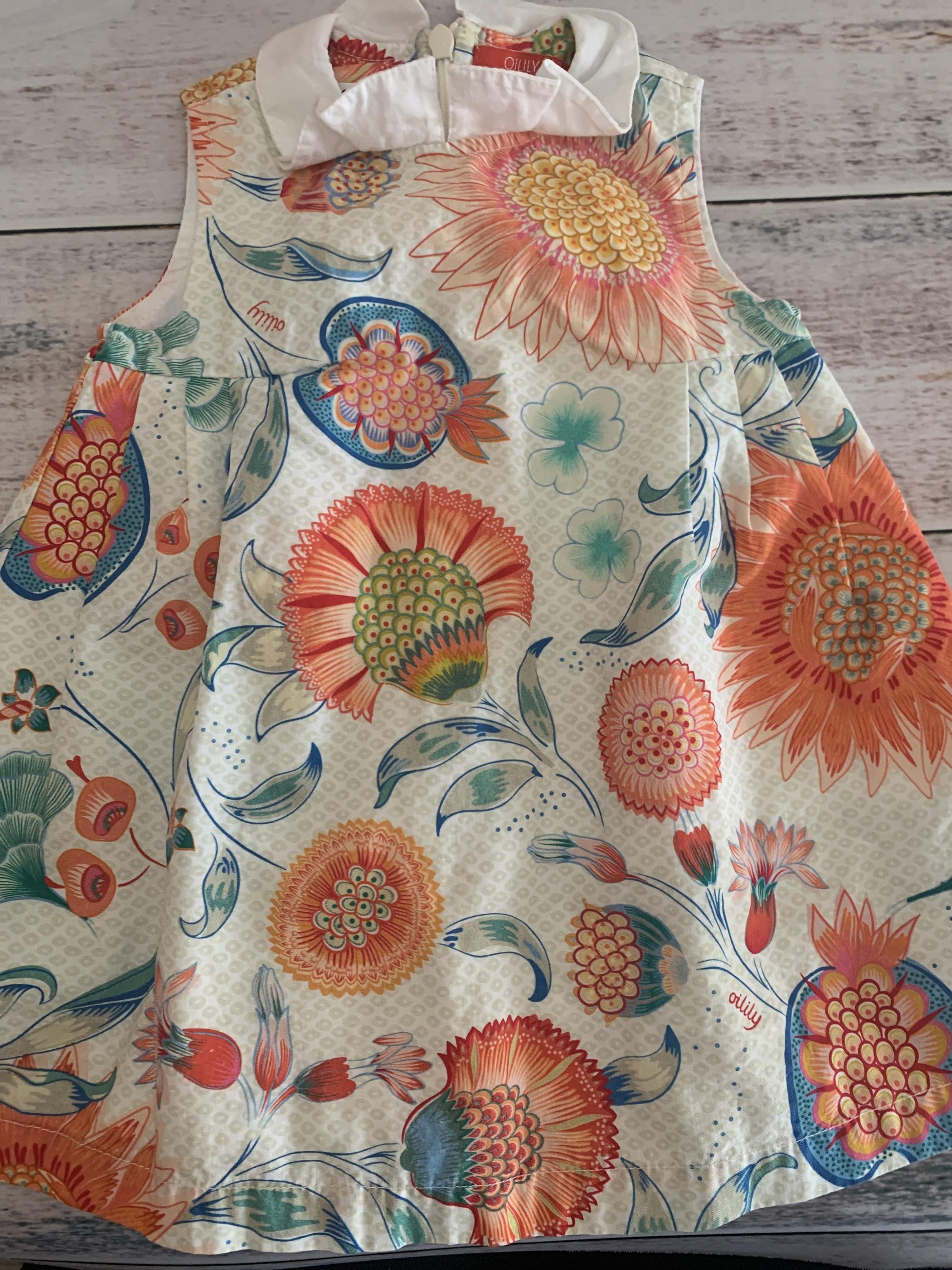 Oilily Girls Grey | Coral | Flowers Dress Size: 12M Grey | Coral | Flowers