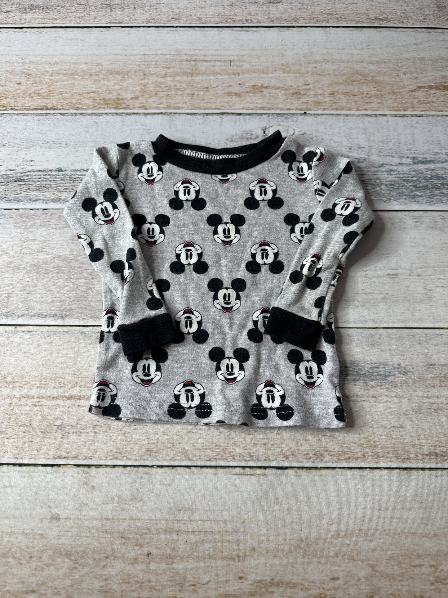 Disney Unisex Grey | Disney Pajamas Size: 18 months Grey | Disney