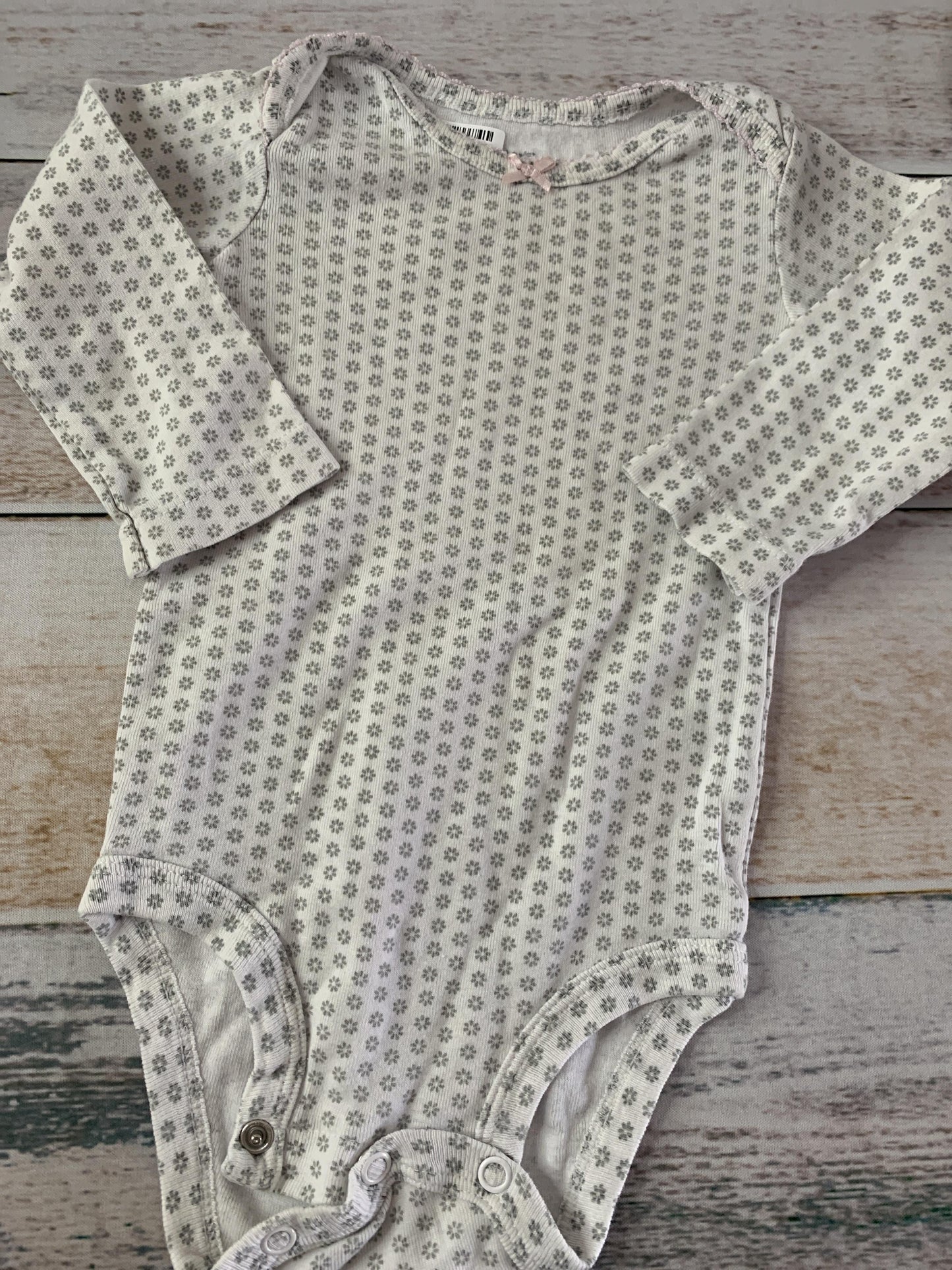 Girls Grey | Flowers Onesie Size: 12 months Grey | Flowers