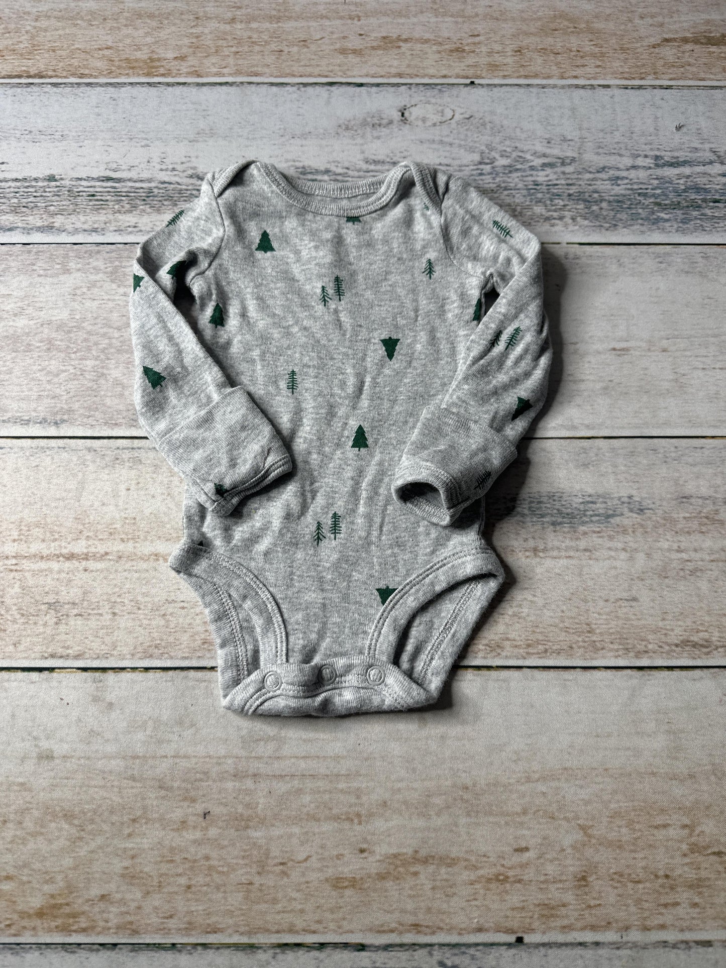 Carters Unisex Grey | Forest Green Onesie Size: Newborn Grey | Forest Green